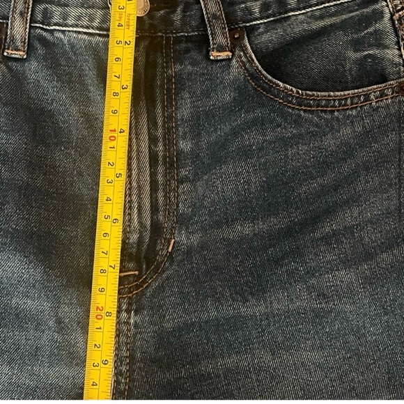 American Eagle Outfitters Dark Blue High Rise Jeans - Picture 5 of 6